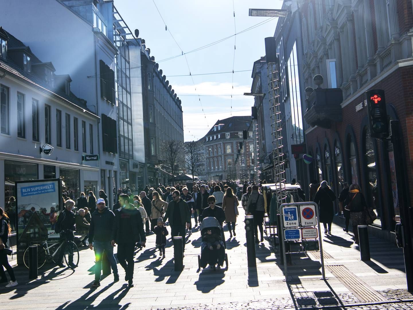 Det er ikke mindst forbrugerne, der har drevet dansk økonomi ud af coronakrisen. | Foto: Marie Ravn/JPA