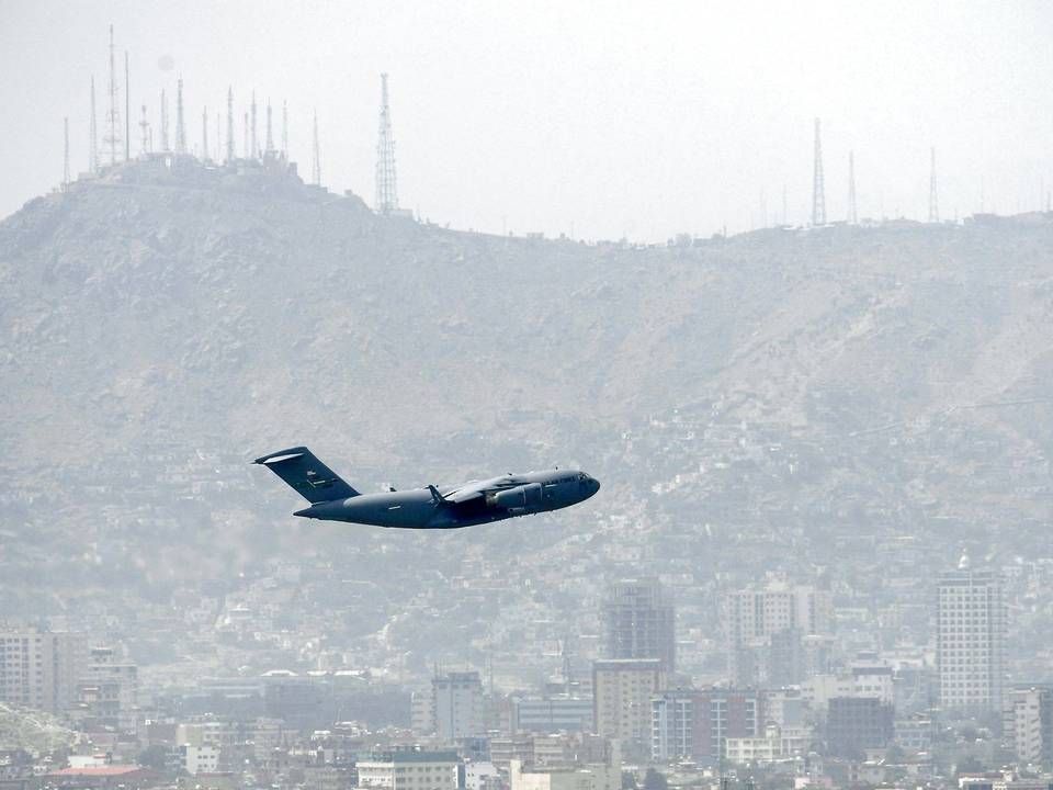 Amerikansk fly forlader lufthavnen i Kabul, mens den amerikanske evakuering stadig stod på i august | Foto: Aamir Qureshi/AFP/Ritzau Scanpix