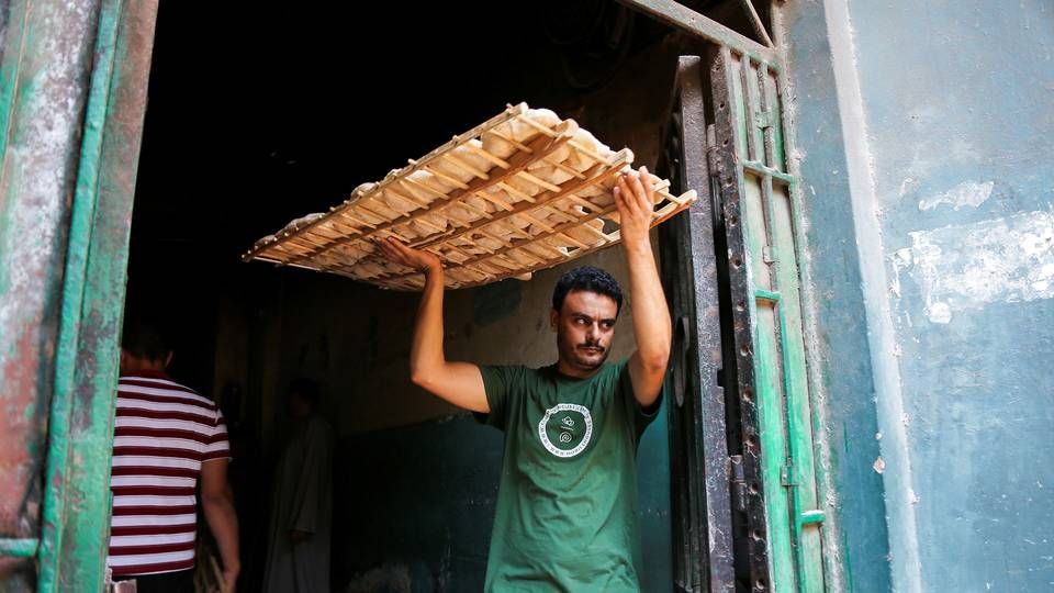 Brødleverance fra bageri i Cairo. | Foto: Hanaa Habib/Reuters/Ritzau Scanpix