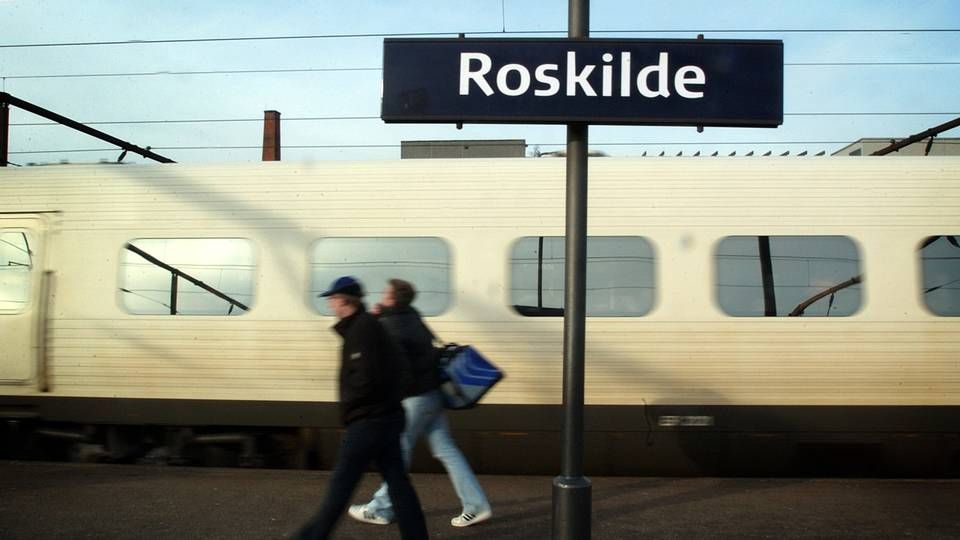 Orato holder til ikke langt fra stationen i den sjællandske domkirkeby Roskilde, som har omkring 50.000 indbyggere. | Foto: Finn Frandsen