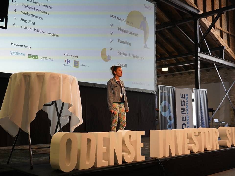 Clionadh Martin pitcher Coalescent Mobile Robotics til Odense Investor Summit. | Foto: Invest in Odense / PR