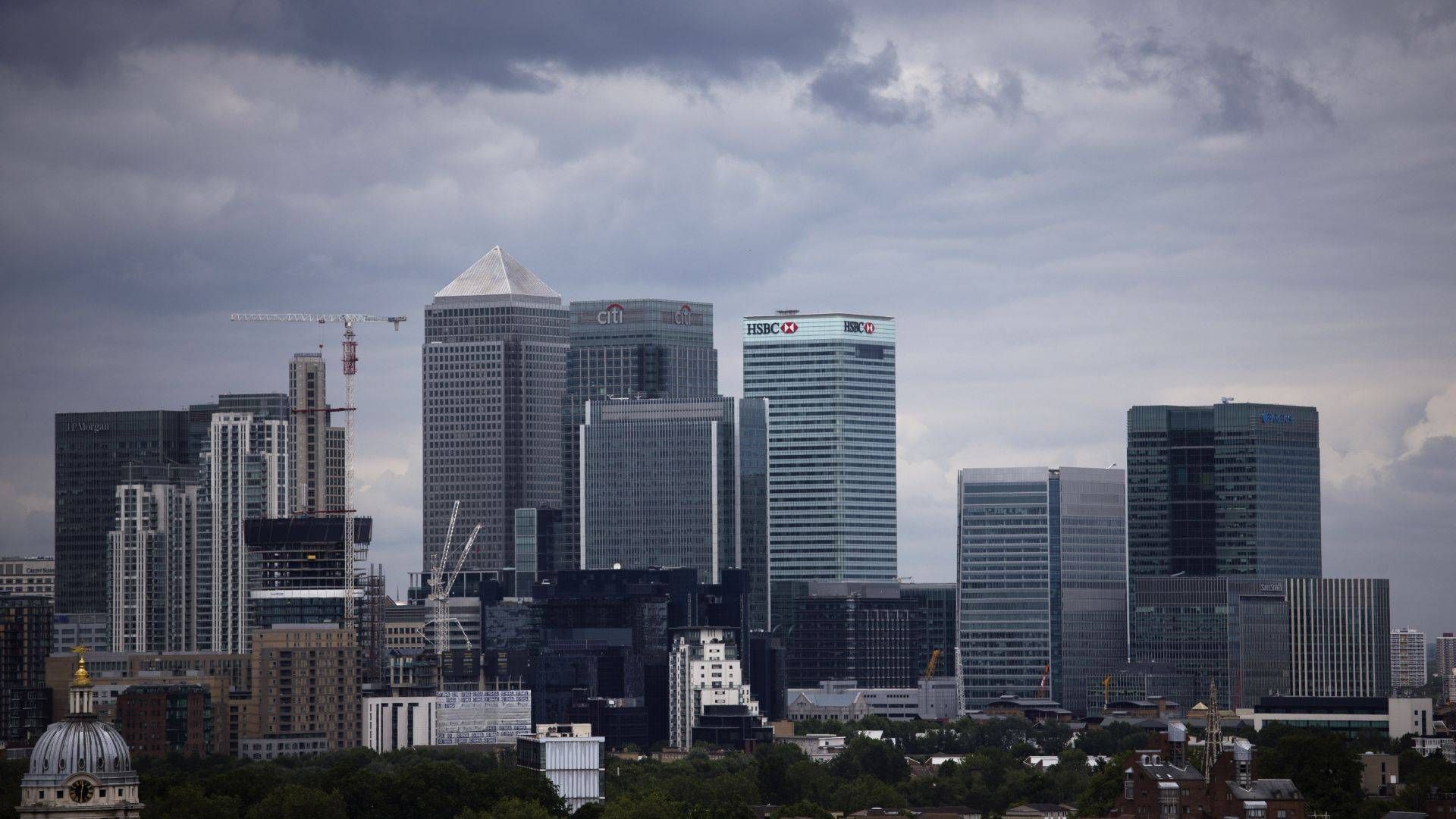 Illustrasjonsbilde. Finansdistriktet Canary Wharf i London huser mange internasjonale banker og finansinstitusjoner. | Foto: NTB/AP Photo/Matt Dunham