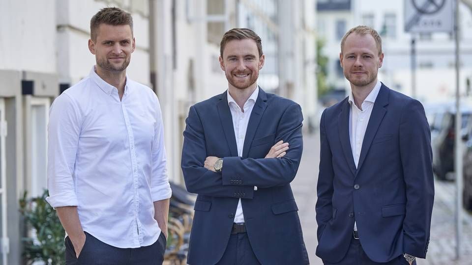 Portchain blev stiftet i 2017 af de tidligere Mckinsey-konsulenter Thor Thorup (midt), Niels Kristiansen (th.) og Anders Olivarius (tv.). | Foto: Portchain