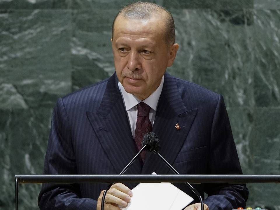 Tyrkiets president Tayyip Erdogan har lagt pres på den tyrkiske centralbank. Nu sænker centralbanken renten. | Foto: POOL/AFP / GETTY IMAGES NORTH AMERICA