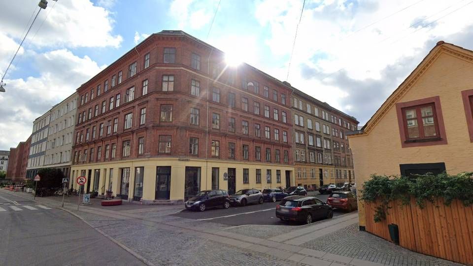 Hjørneejendommen på Frederiksberg, som netop er erhvervet af fonden HLM Fond 2, som HL Management forvalter. | Foto: Google