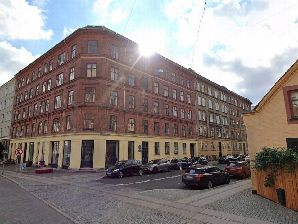 Hjørneejendommen på Frederiksberg, som netop er erhvervet af fonden HLM Fond 2, som HL Management forvalter. | Foto: Google