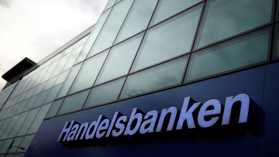 Aktiekursen hos svenske Handelsbanken falder efter nyhed om frasalg. | Foto: PHIL NOBLE/REUTERS / X01988