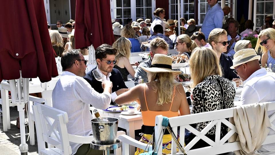 Tallene for, hvor mange der var i arbejde i august, steg for syvende måned i træk. Den største stigning fra juli til august er kommet inden for hoteller og restauranter. | Foto: Ernst van Norde