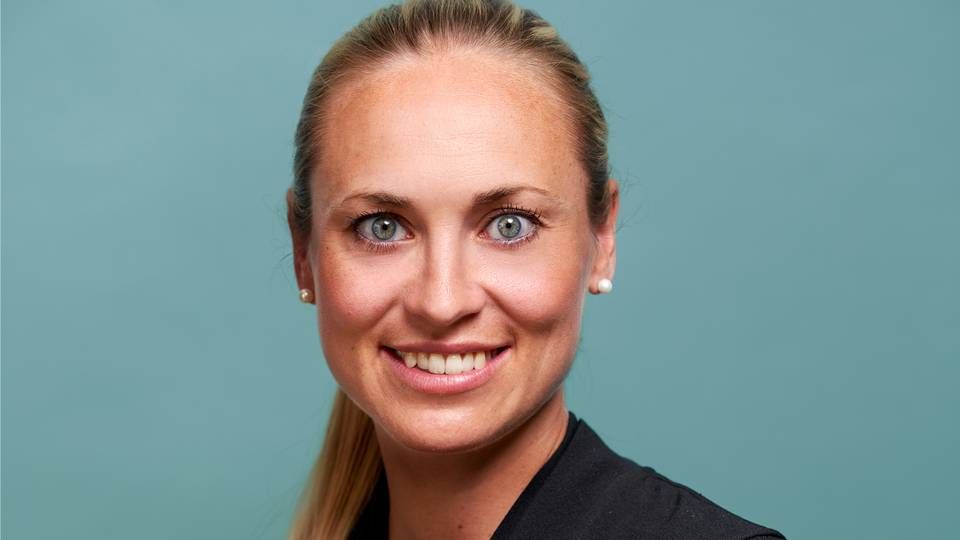 Regitze Aalykke Hansen er uddannet jurist fra Syddansk Universitet og fik sin bestalling i 2016. Her i oktober har hun taget plads hos Moalem Weitemeyer. | Foto: Rune Pedersen