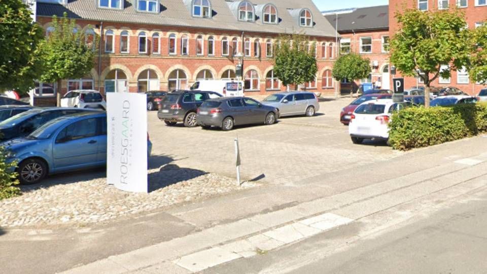 Roesgaard holder til på Sønderbrogade i den østjyske by Horsens. Virksomheden har godt 100 ansatte. | Foto: Google Maps