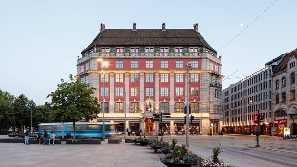 NÆRINGSFORBUD: Pandemien førte til et de facto forbud mot å drive ordinær virksomhet, skriver ledelsen i årsrapporten for boutiquehotellet Amerikalinjen på Jernbanetorget i Oslo. | Foto: Nordic Choice Hotels