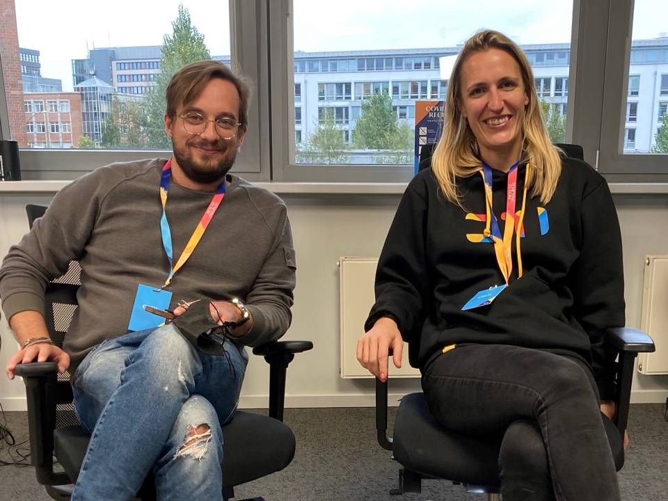 S-Hub-Geschäftsführer Janosch Krug und Milena Rottensteiner im Gespräch mit FinanzBusiness | Foto: Theis Kiewitt