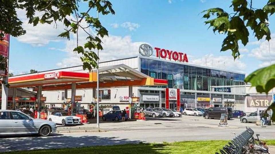 KONVERTERES: Toyotas gamle lokaler med butikk, kontorer og verksted konverteres til handel når Power flytter inn. | Foto: Selmer Eiendom