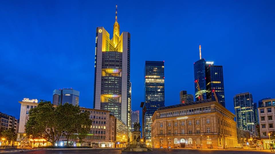 Blick auf den Frankfurter Omniturm (Mitte), dem Sitz von Morgan Stanley in Frankfurt | Foto: picture alliance / greatif | Florian Gaul