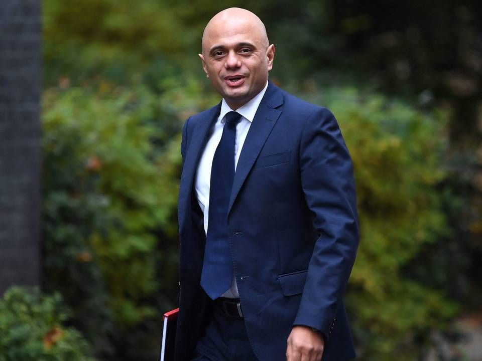 "I dag er en historisk dag. Som det første land i verden har Storbritannien godkendt en antiviral behandling, der kan tages i hjemmet," siger Storbritanniens sundhedsminister Sajid Javid. | Foto: Chris J Ratcliffe/AFP / AFP