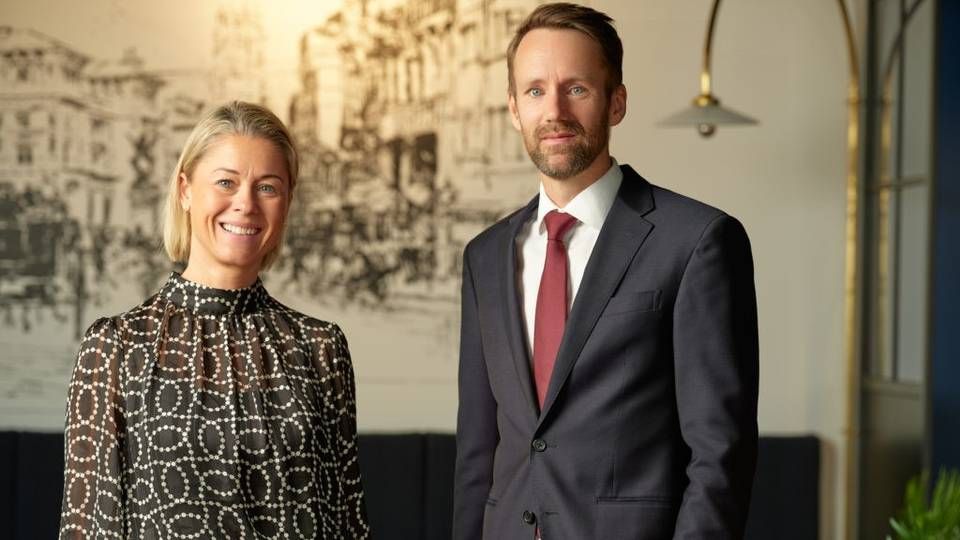 Daglig leder Elisabeth Slettedal og Jan Erik Johansen. | Foto: Tofte