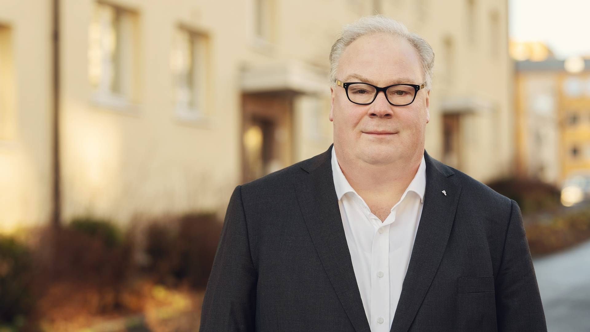 Bård Folke Fredriksen er administrerende direktør i NBBL. Han ber den nytiltrådte regjeringen om en større innsats for å få opp boligtilbudet til særlig pressområdene for at prisutviklingen skal roe seg ned. | Foto: NBBL