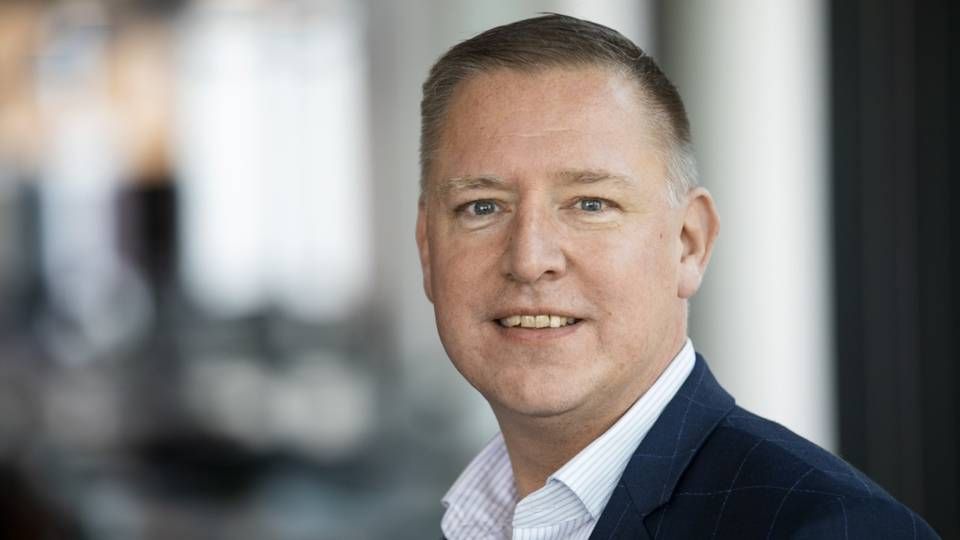 Foto: Morten Boni startede som administrerende direktør i Nordea Kredit i sommer. Han forsøger konstant at udvikle sig og skabe et miljø, hvor hans medarbejdere kan gøre det samme. Arbejdstimer går han ikke op i, men han er meget fokuseret på at skabe de rette rammer for egen og andres trivsel. Nordea / PR