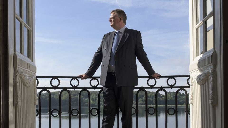Peter J. Madsen, der er adm. direktør for Hotel Koldingfjord, er bekymret for, at en ny smittebølge kan udløse coronafrygt, som rammer branchen. | Foto: Joachim Ladefoged/Ritzau Scanpix.