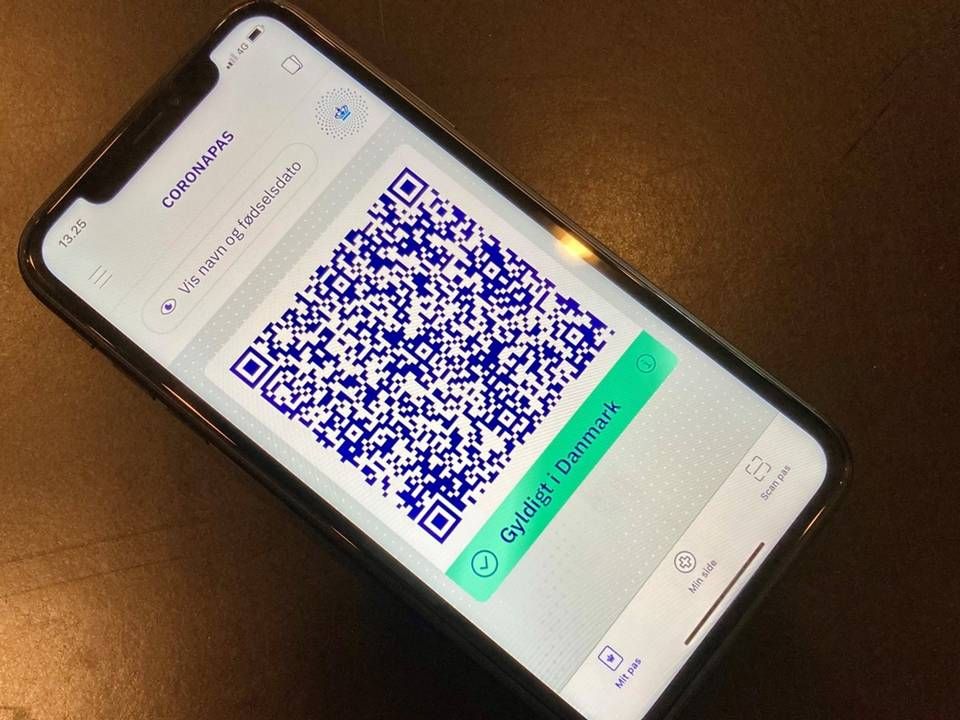 Coronapasset bliver igen taget i brug og kan også komme ind på arbejdspladser. | Foto: SSI