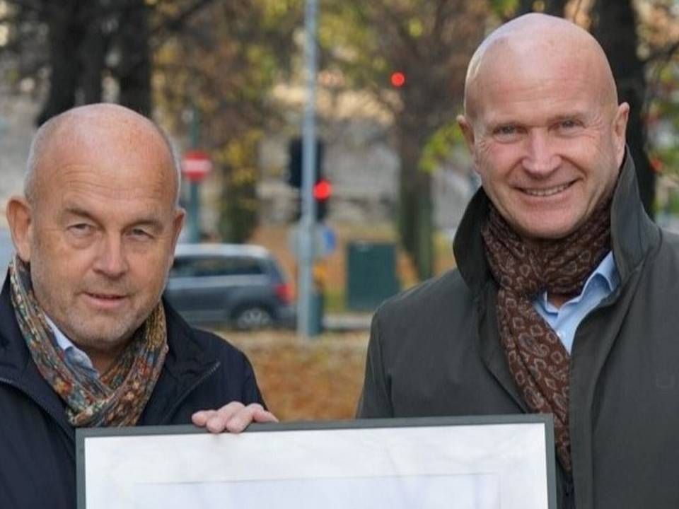 SAMMEN: Asgeir Solheim i Fabritius og Terje Andersen i Morrow Batteries har inngått et samarbeid om det som blir det første leddet av en enorm batterifabrikk i Arendal. | Foto: Morrow Batteries