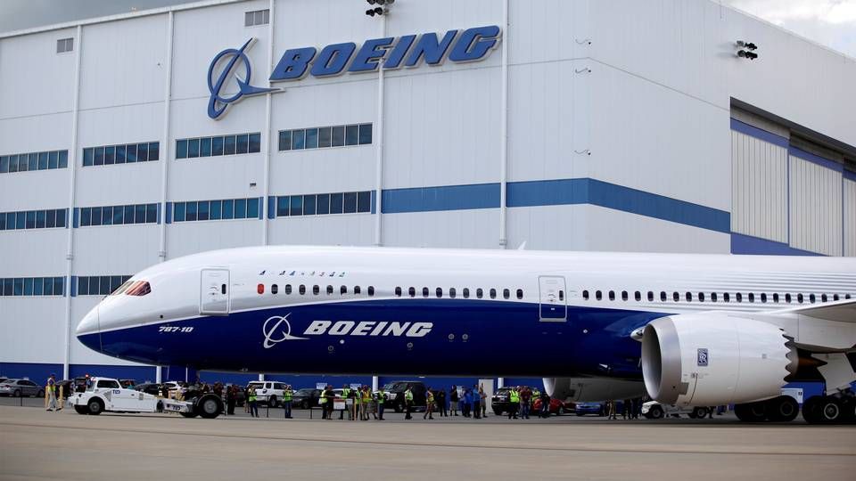 En Boeing 787-10 Dreamliner kører forbi en lufthavnsterminal i South Carolina | Foto: Randall Hill/REUTERS / X02905