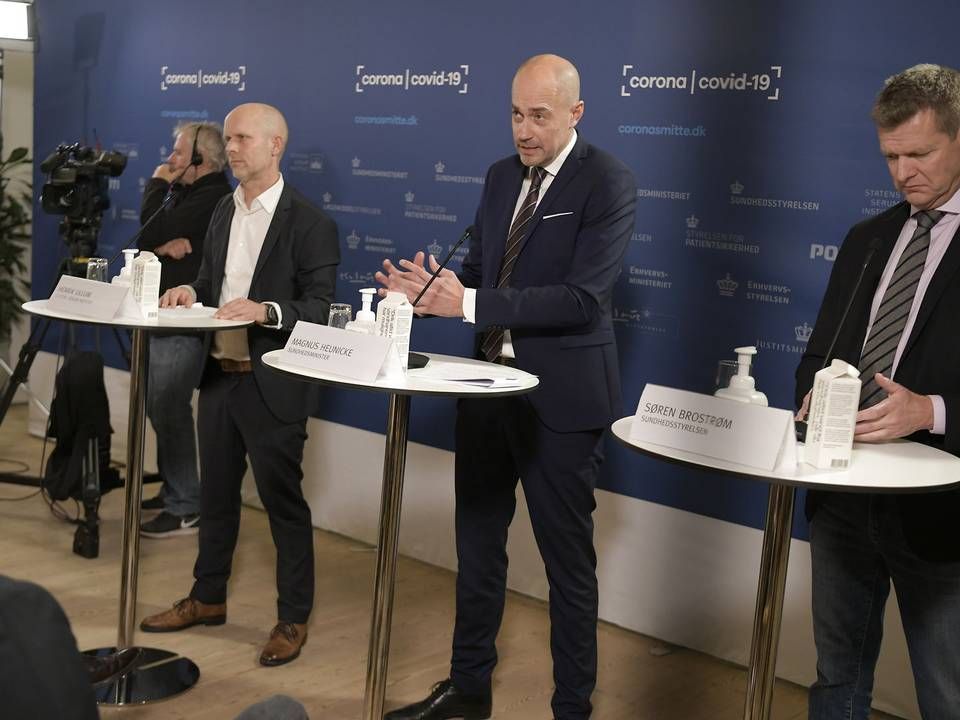 Fra pressemøde om coronasituationen onsdag. På pressemødet præsenterede direktør i Statens Serum Institut, Henrik Ullum, sundhedsministeren, Magnus Heunicke (S), og direktør for Sundhedsstyrelsen, Søren Brostrøm, nye retningslinjer for coronapas. | Foto: Nils Meilvang/Ritzau Scanpix