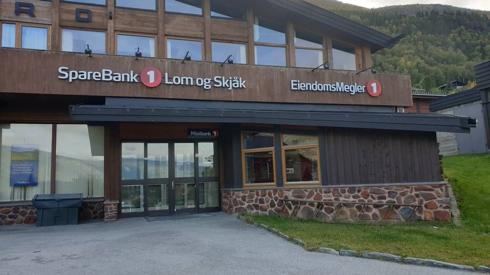 Sparebank 1 Lom og Skjåk sine kontorer i Lom. | Foto: Sebastian Holsen