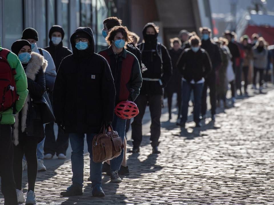 Den store testindsats under coronapandemien er en af de ekstraregninger, som det offentlige har liggende på bordet. | Foto: Benny Kjølhede/JPA