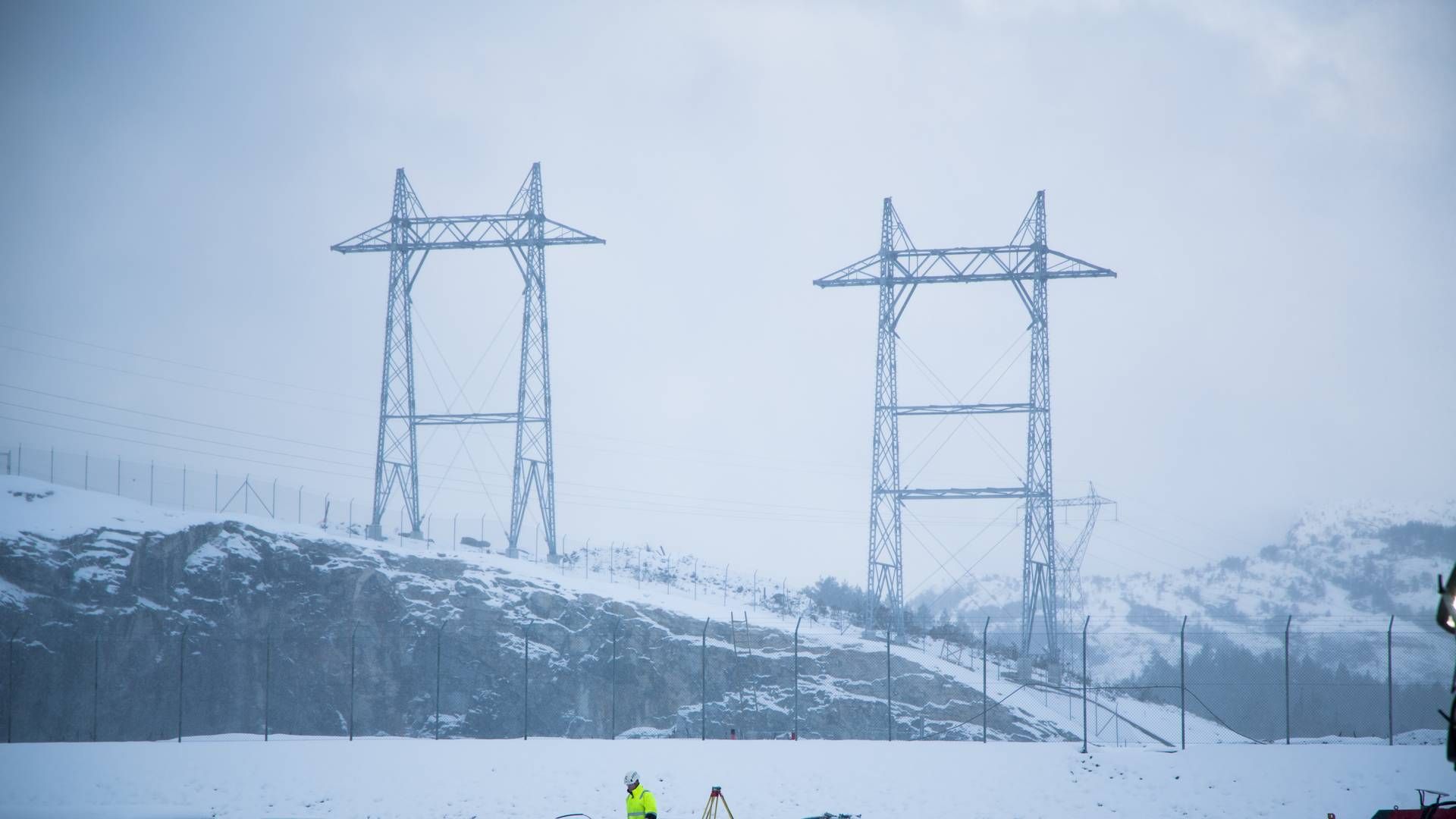 UTENLANDSKE ENTREPRENØRER: Alle de store prosjektene på 420 kV-linjene har gått til utenlandske aktører de siste 20 årene, ifølge EnergiTeknikk. | Foto: Statnett