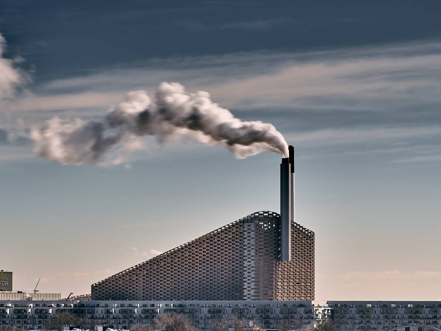 Røgen fra Arcs skorsten skal i fremtiden være CO2-fri, hvis det lykkedes at finde finansiering til fuldskalaanlægget. | Foto: ARC