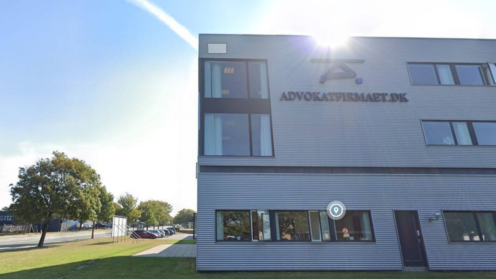 Tilbage i sommer kunne AdvokatWatch fortælle, at aalborgensiske Advokatfirmaet.dk var gået i opløsning. | Foto: Google street