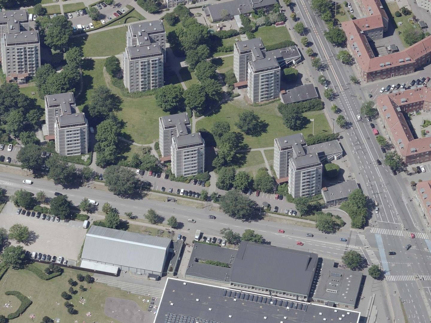 AAB's afdeling i Bellahøj består af syv bygninger ved Frederikssundsvej og Bellahøjvej i københavnerkvarteret Brønshøj. | Foto: Styrelsen for Dataforsyning og Effektivisering