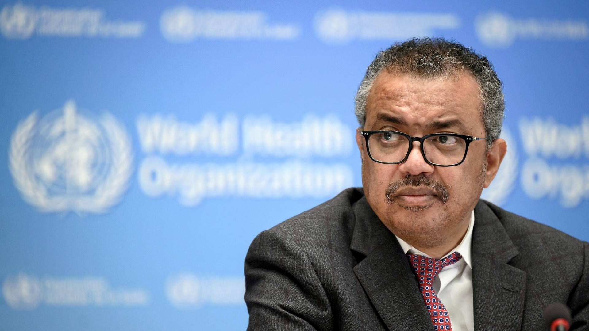 Mandag sagde WHO-chef Tedros Adhanom Ghebreyesus, at der er beviser for, at omikron breder sig betydeligt hurtigere end deltavarianten. | Foto: POOL/REUTERS / X80003