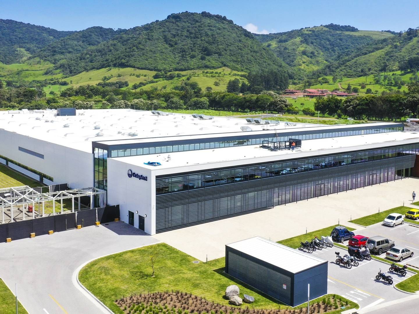 Coloplast has acquired a lush area of 100,000 square meters in Costa Rica, designated for two new large factories, around 20,000 square meters each. The Danish medtech company has injected around half a billion kroner (USD 76.2m) into the project so far, but tax payments in the country are nonetheless kept a secret | Photo: Coloplast/PR