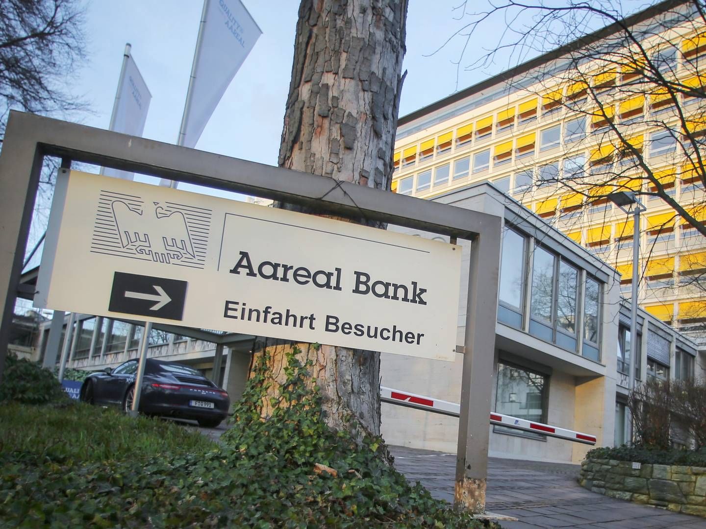 Zentrale der Aareal-Bank in Wiesbaden. | Foto: picture alliance / dpa | Fredrik von Erichsen
