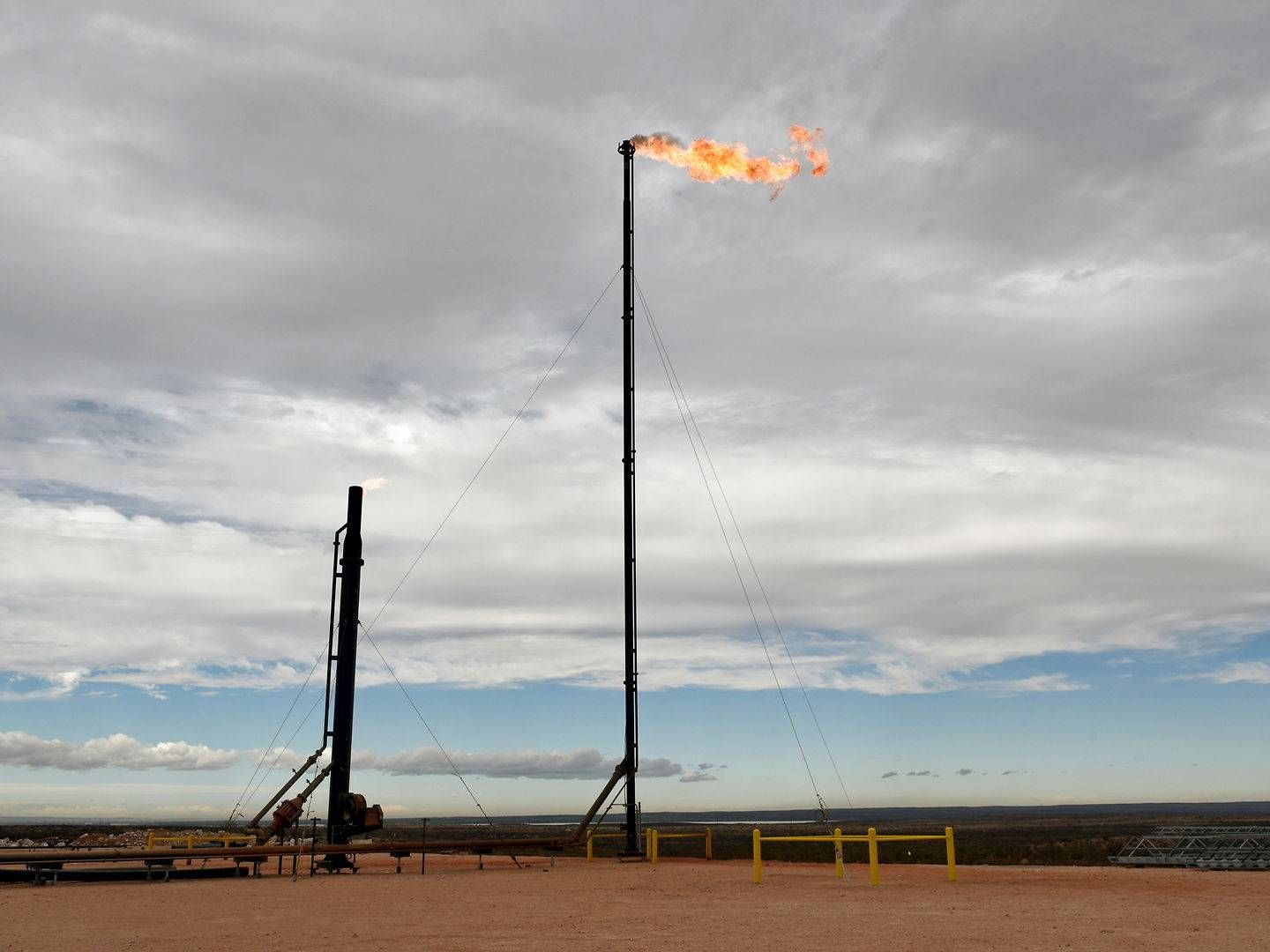 Exxon står til at tjene så mange grunker i 4. kvartal, at det nok går an at brænde lidt af i form af flaring. | Foto: Nick Oxford/Reuters/Ritzau Scanpix