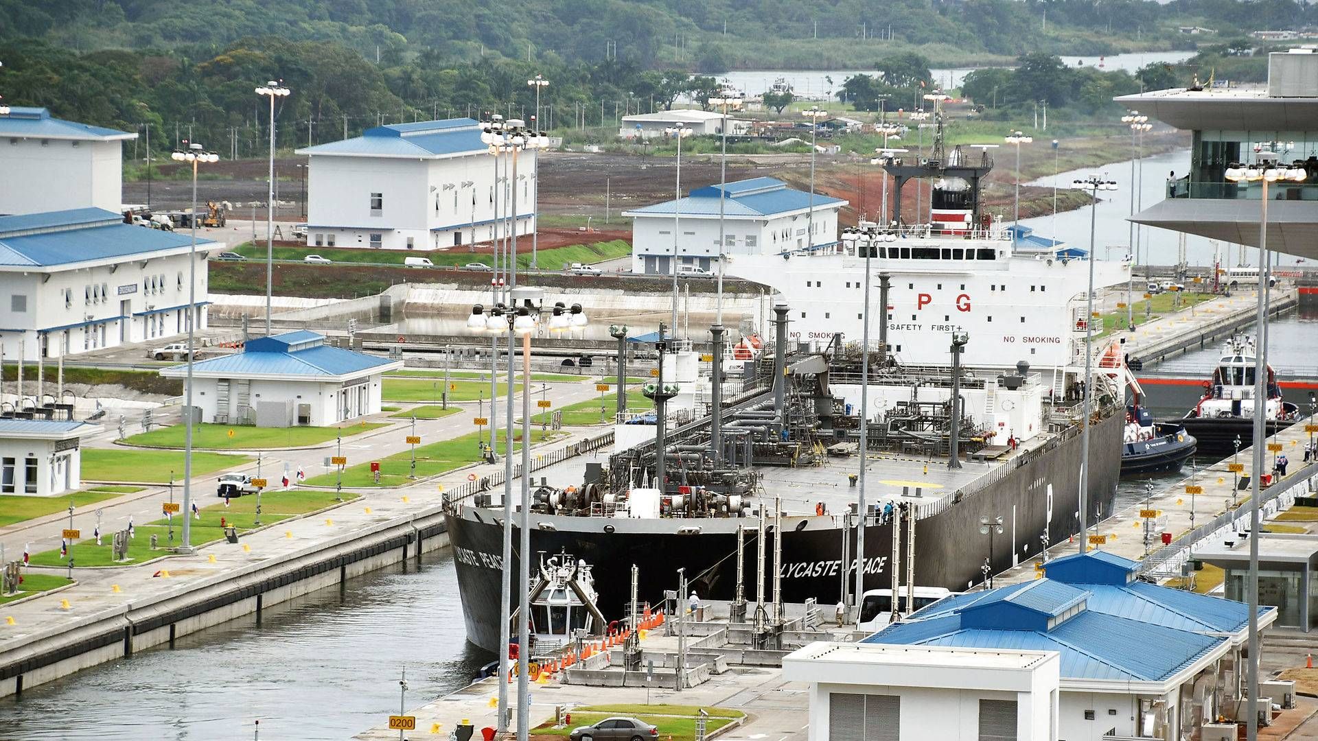 An LPG ship from NYK Line sails through the Panama Canal. | Photo: AP/Ritzau Scanpix