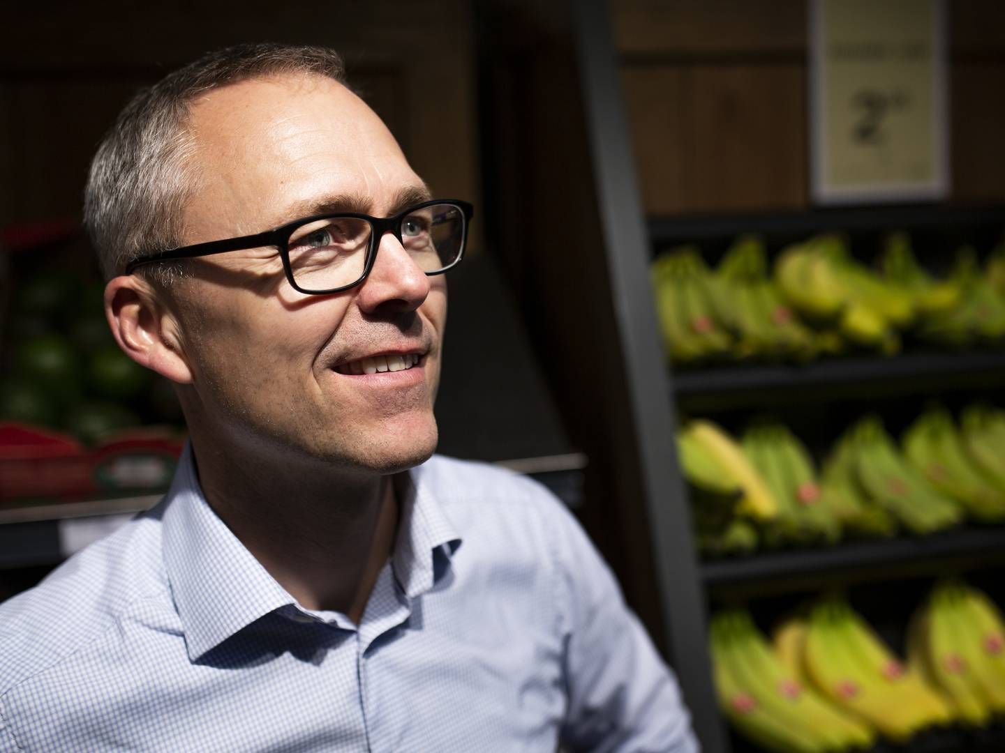 Netto-direktør Michael Løve mener, at det burde være dyrere at købe forurenende varer. | Foto: Jens Hartmann