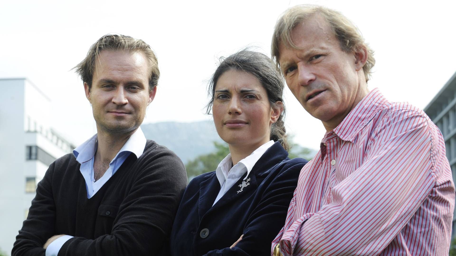 Racha Maktabi. Her flankert av Nils Christian Nordhus og Frode Sulland i forbindelse med lansering av TV2s dokumentarserie «Forsvarsadvokatene» i 2009 | Foto: Marit Hommedal / NTB