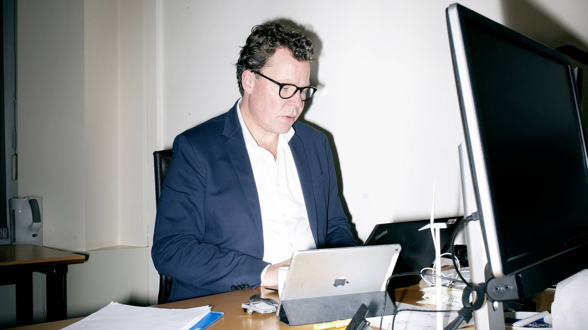 Morten Helveg Petersen har været på begge sider af EU's tech-regulering. Først som repræsentant for danske netmedier, da nye cookie-regler skabte enorm forvirring, og siden 2014 som medlem af Europa-Parlamentet. Faktisk var den dårlige oplevelse med cookie-reglerne med til at skubbe ham i retning af Bruxelles. | Foto: Jens Hartmann