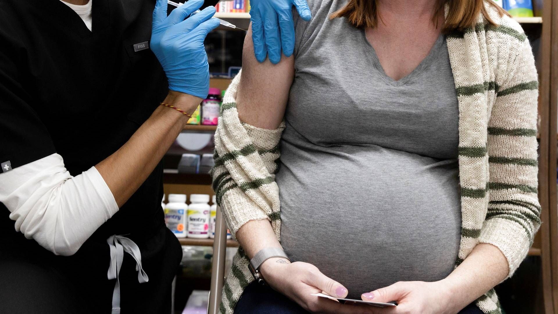 I et fase 2-studie giver Pfizer gravide kvinder vaccinekandidaten GBS6 for at forhindre spædbørn i at blive inficeret med gruppe B streptokokker. | Foto: Hannah Beier/Reuters/Ritzau Scanpix