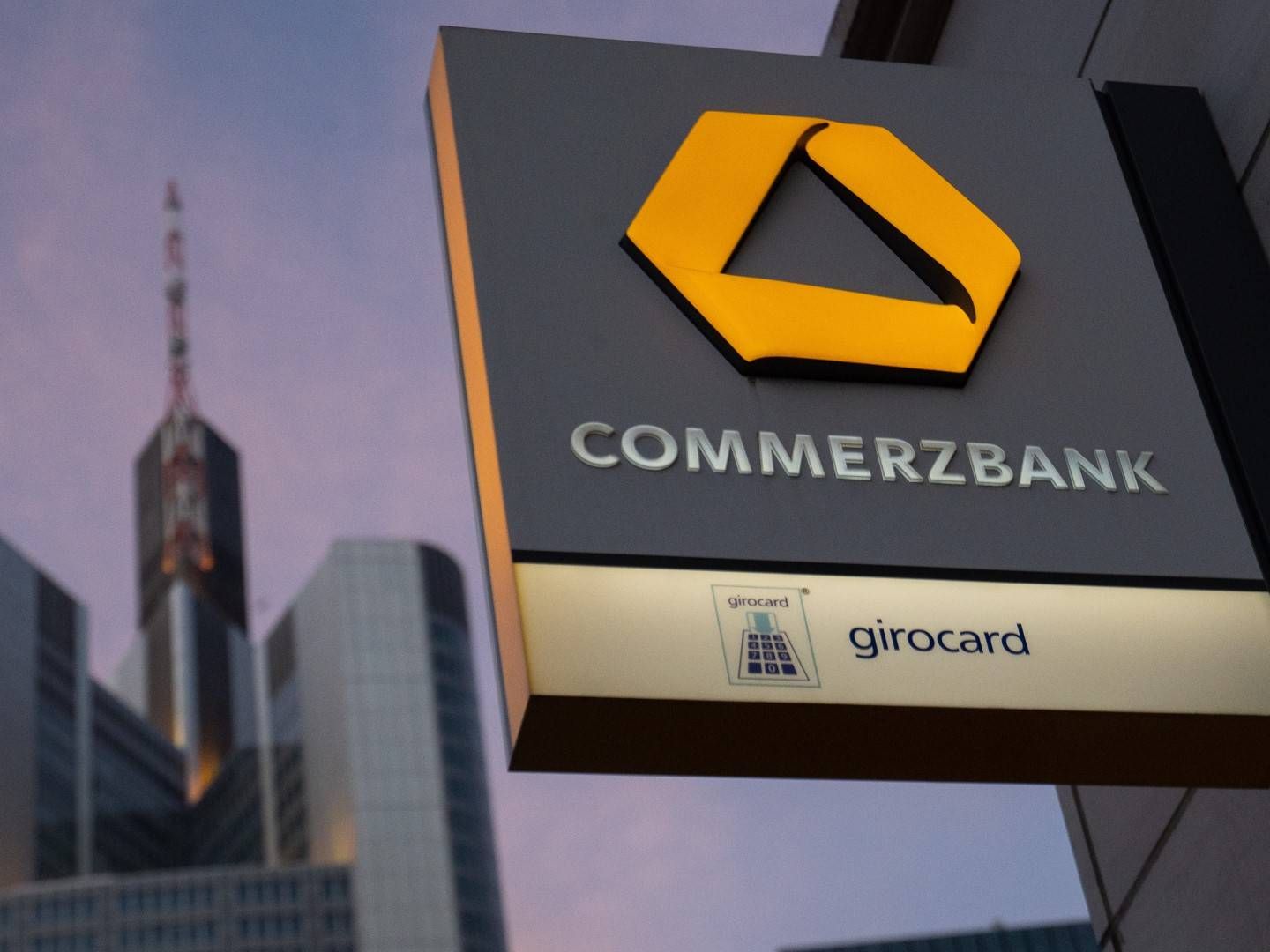 Die Commerzbank wurde Opfer eines Erpressungsversuchs. | Foto: picture alliance/dpa | Sebastian Gollnow