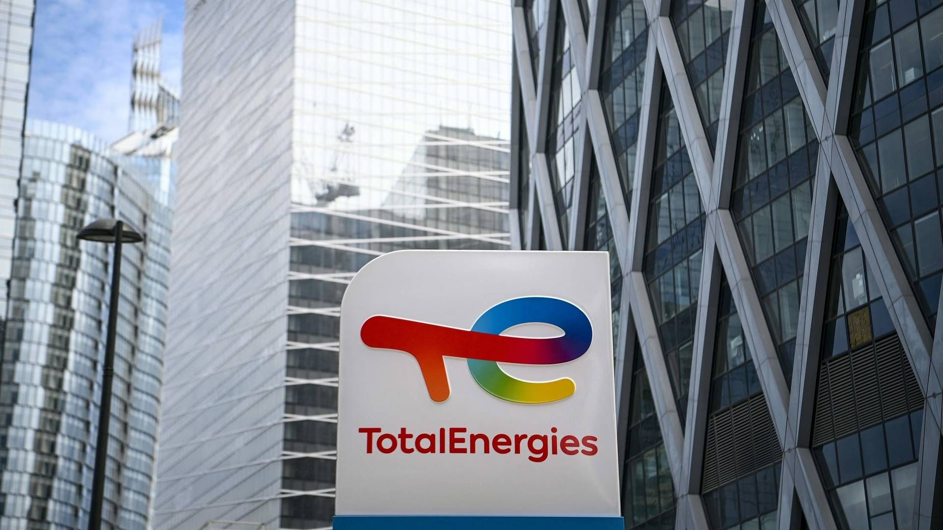 Totalenergies er en af de virksomheder, Danske Bank har involveret sig i i 2021. | Foto: Christophe Archambault/AFP / AFP