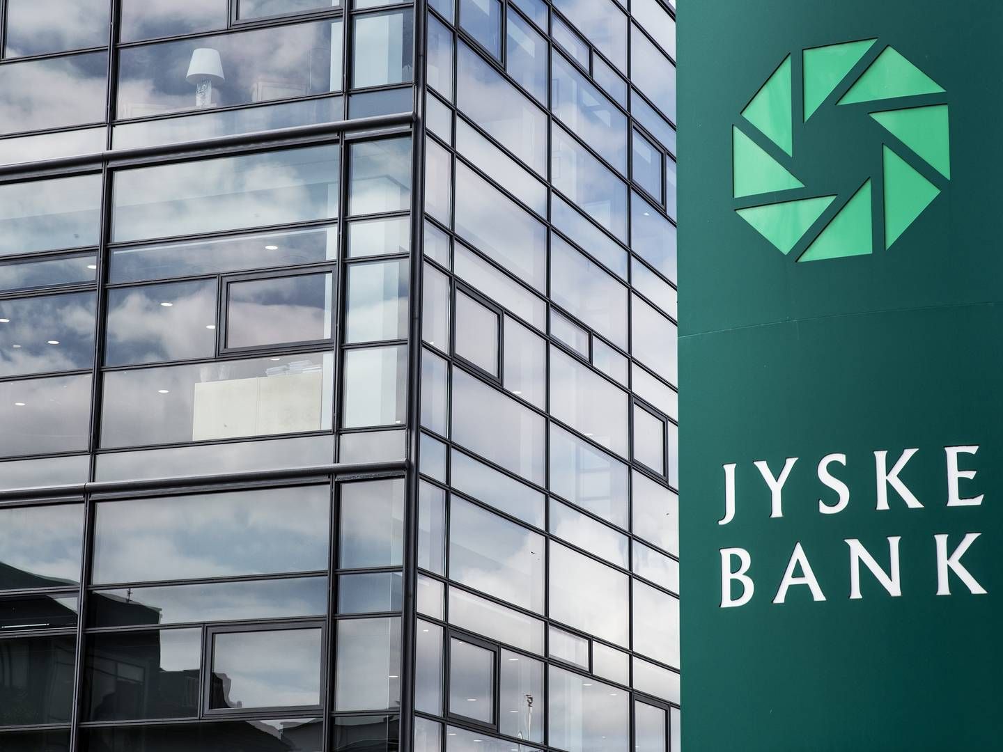 Jyske Banks realkreditforretning er nu lige stor på udlån til erhverv og private. | Foto: Mikkel Berg Pedersen/ERH