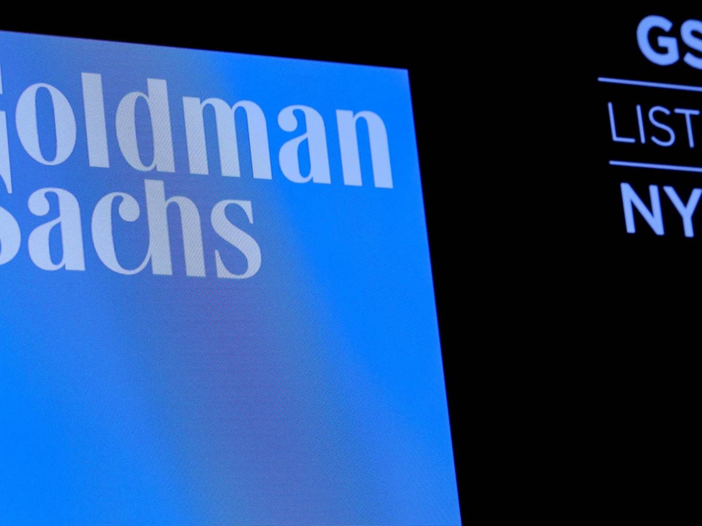 Goldman Sachs logo | Photo: BRENDAN MCDERMID/REUTERS / X90143