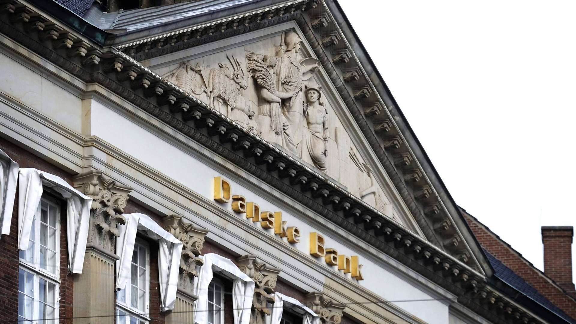Fasade til Danske Bank i Danmark. | Foto: Jens Dresling