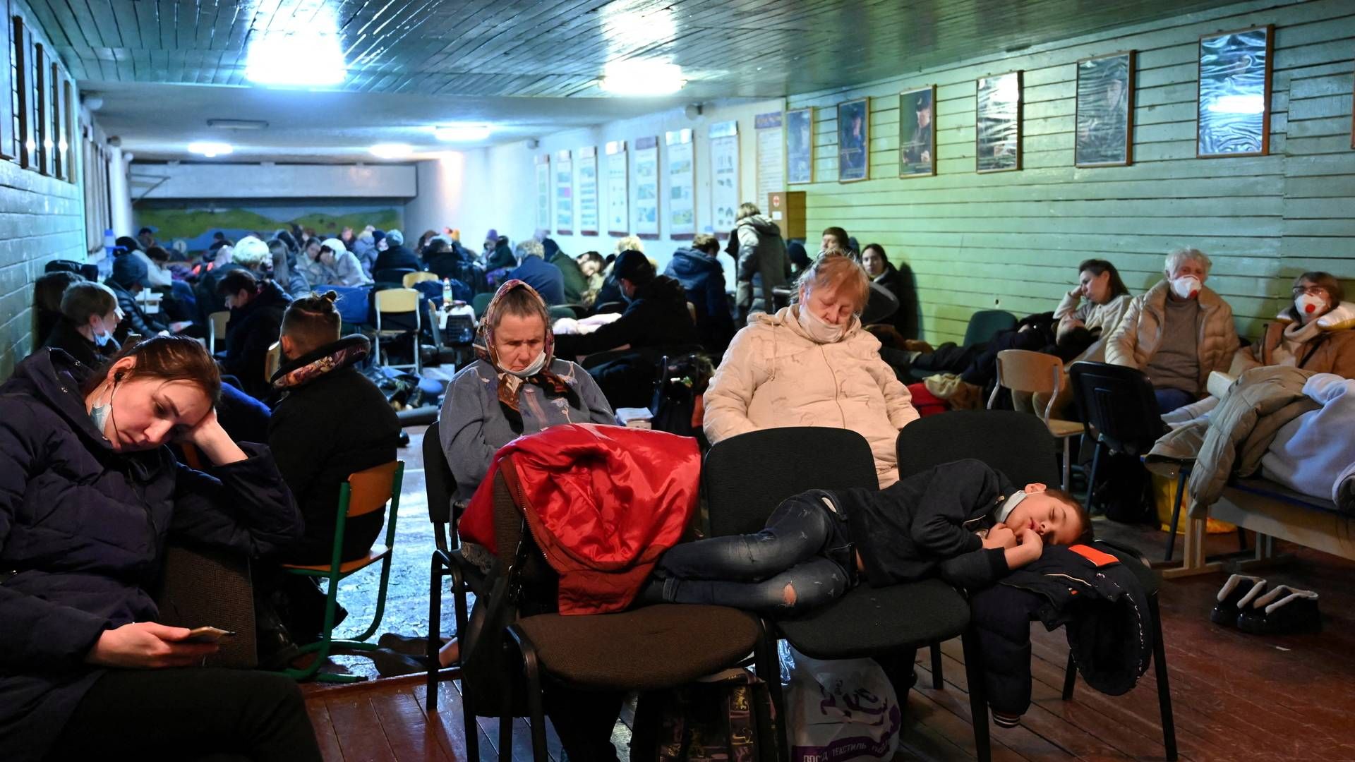 Ukrainere søger tilflugt i beskyttelsesrum i Kiev. | Foto: VIACHESLAV RATYNSKYI/REUTERS / X06869