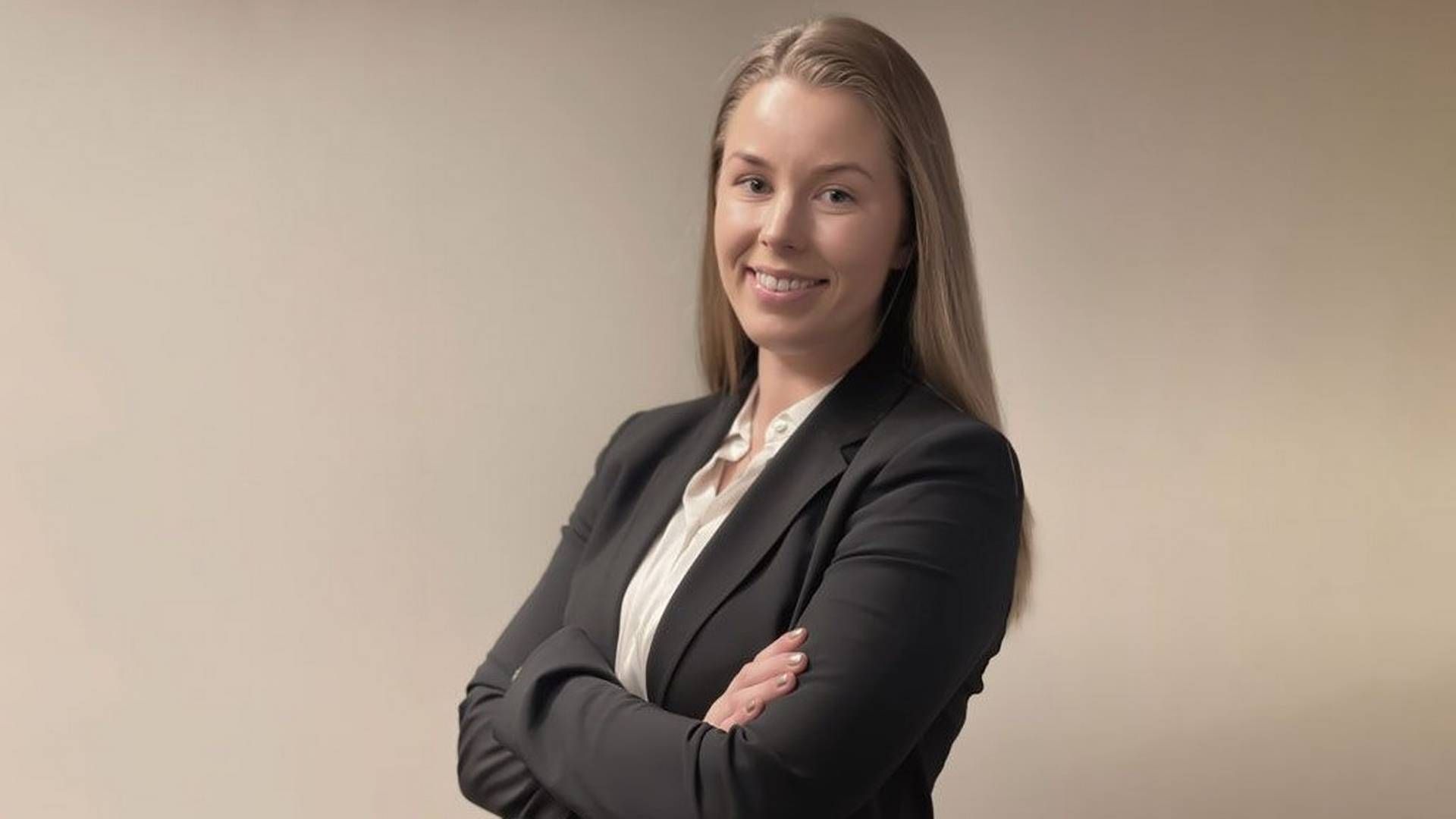 Elisa Haugan har fått jobb som advokatfullmektig i Auxilium. | Foto: Advokatfirmaet Auxilium