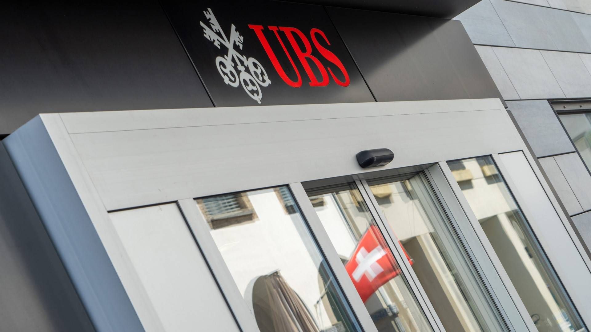 Eine UBS-Filiale | Foto: picture alliance / Daniel Kalker